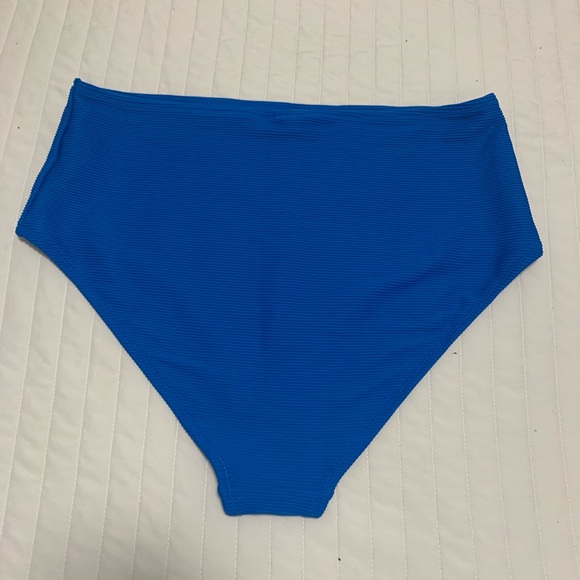 NWT high waisted bikini bottom - Picture 1 of 3
